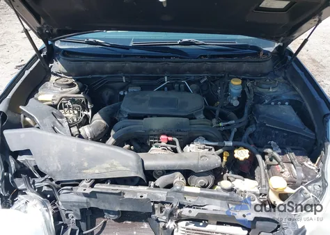 2010 Subaru Outback 2.5I Limited из США, поврежденный, VIN 4S4BRCKC0A3332376